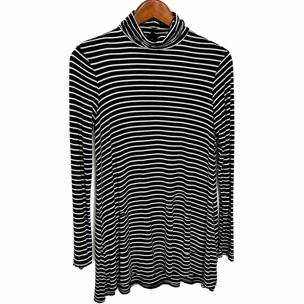 Mossimo Womens Black White Striped Turtleneck Long Sleeve Top Small Jersey Knit